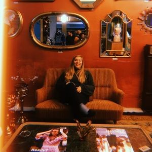 Meet your Posher, Natalie